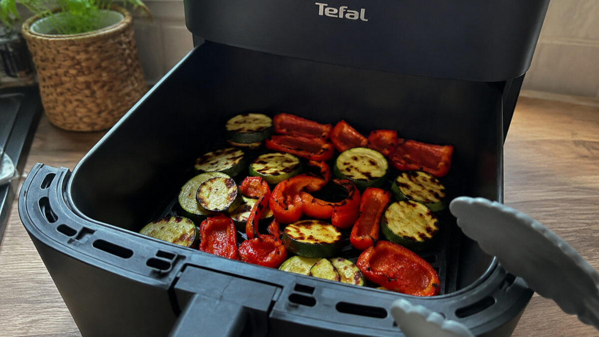 Zucchini und Paprika aus dem Airfryer