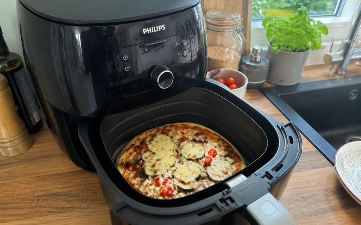 Kleine Pizza aus dem Airfryer